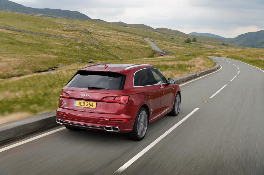  Audi SQ5 3.0 TFSI 2017 года  (UK) (фото 29 из 40)